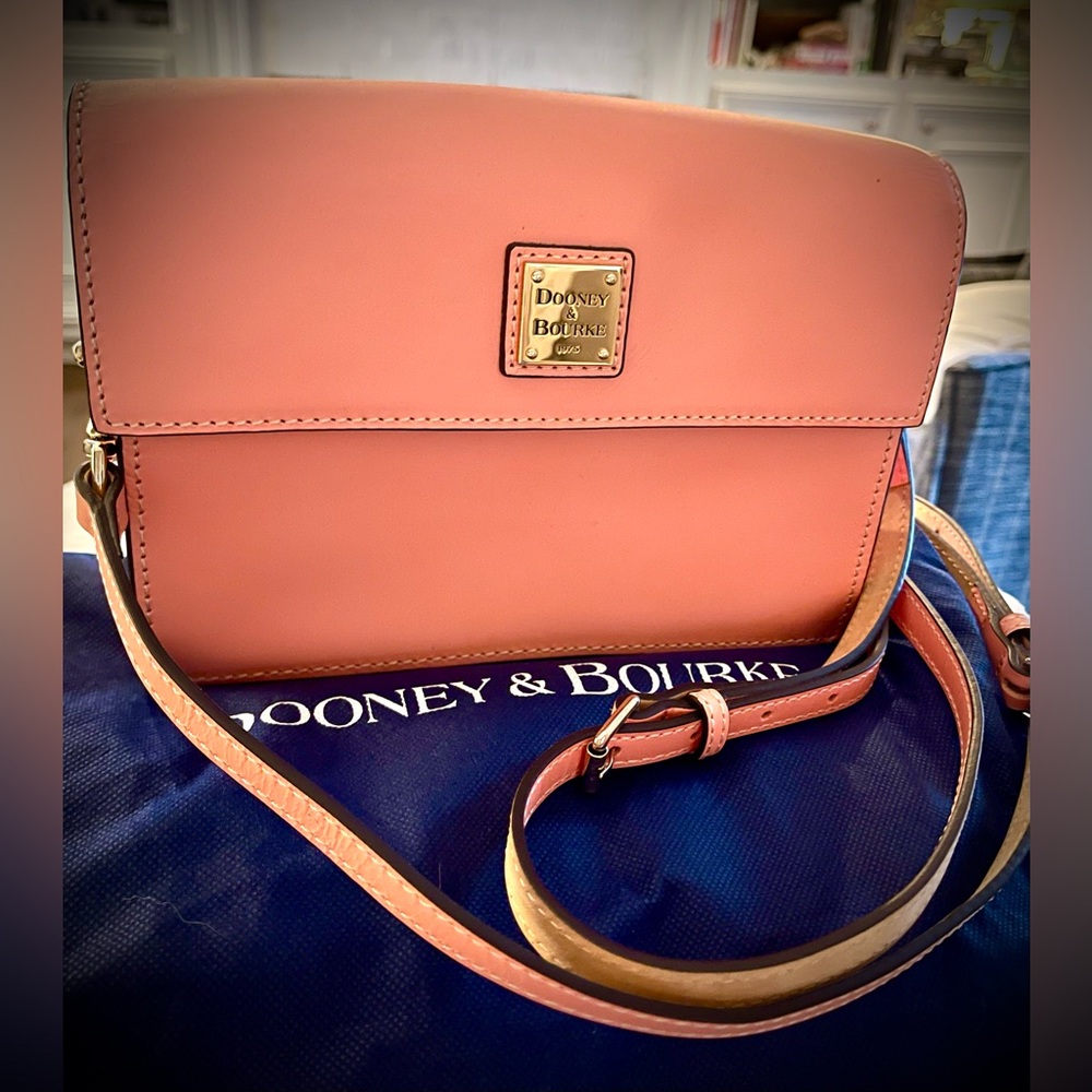 DOONEY & BOURKE Pink Coral Leather Crossbody with Gold-Tone hardware